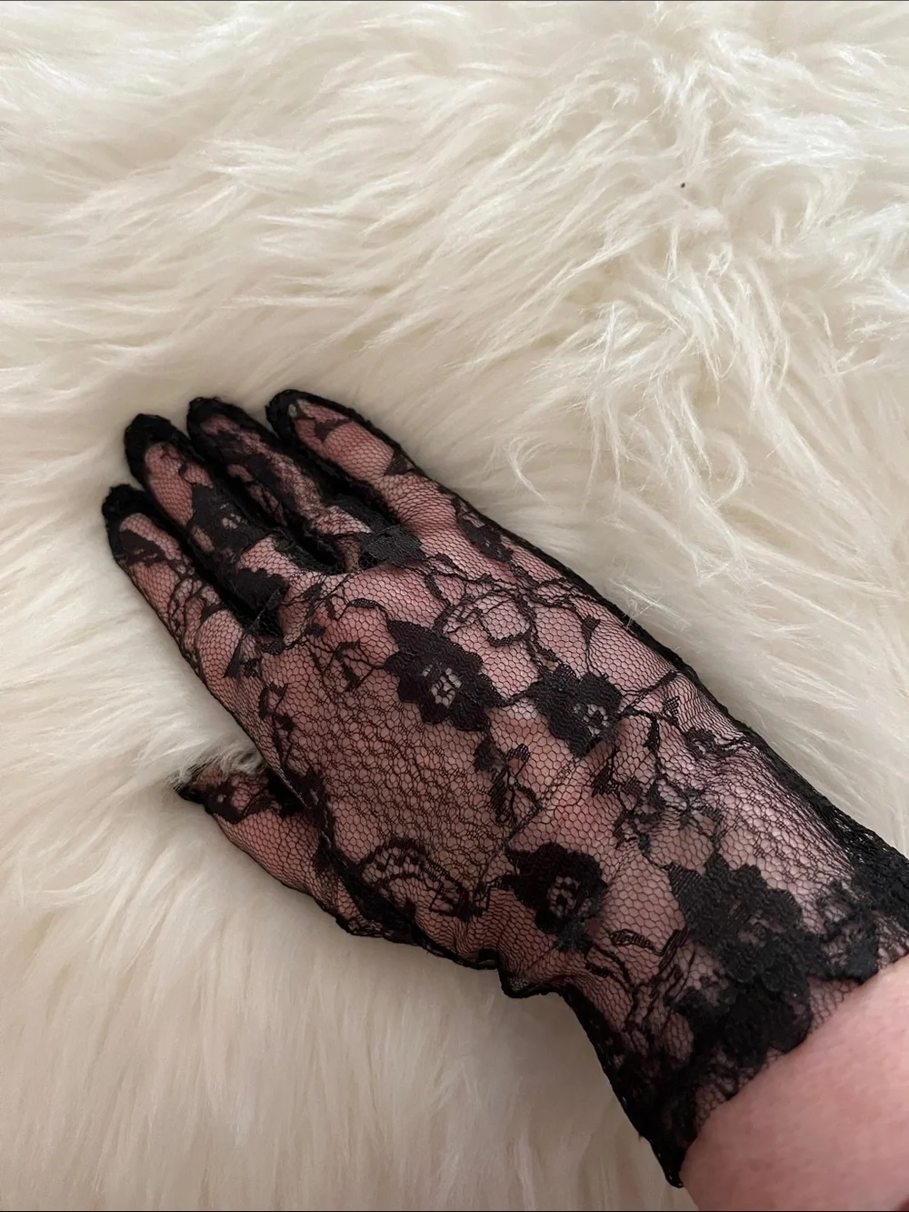 Frederick's of Hollywood Black Floral Lace Gloves